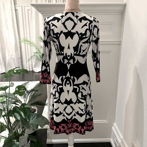 Olian Maternity Dress Size S - Picture 3 of 7